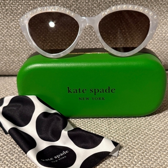 NEW Kate Spade Pearl-Embellished Cat-Eye Sunglasses w/Case - Picture 2 of 11